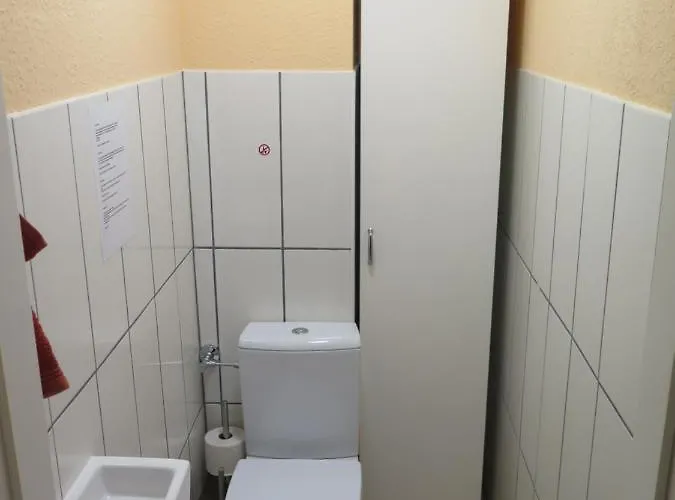 Abbaye Du Cap 1, Avenue Du Chevalier De Alfonse * Agde